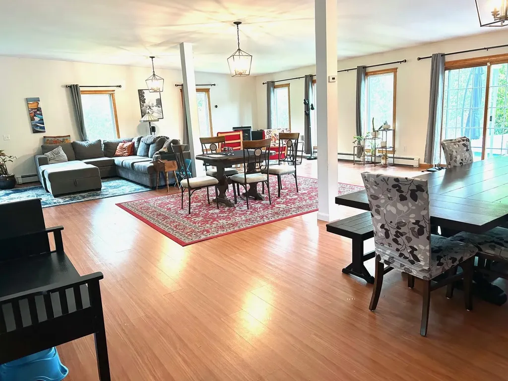 190 Decker Road Georgia VT 05468