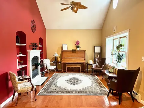 190 Decker Road Georgia VT 05468