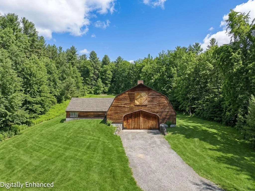 143 Worcester Road Hollis NH 03049