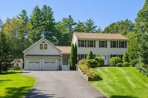 2 Brookside Lane Newton NH 03858