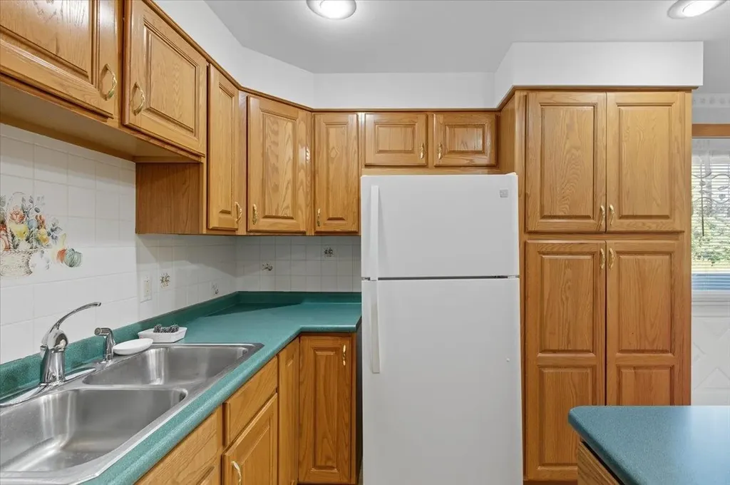 57 Chelsea Road Essex VT 05452