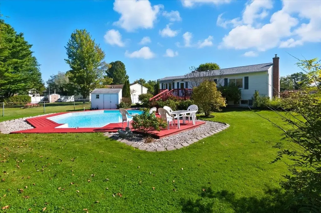 57 Chelsea Road Essex VT 05452