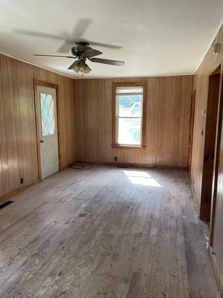 14 River Road Brentwood NH 03885