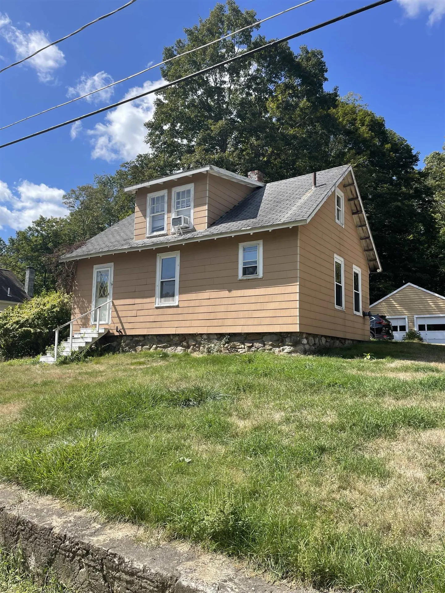 14 River Road Brentwood NH 03885