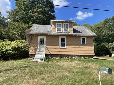 14 River Road Brentwood NH 03885