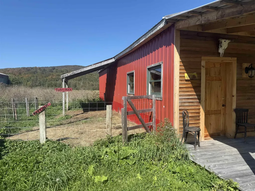 2768 Us Route 2 Cabot VT 05647