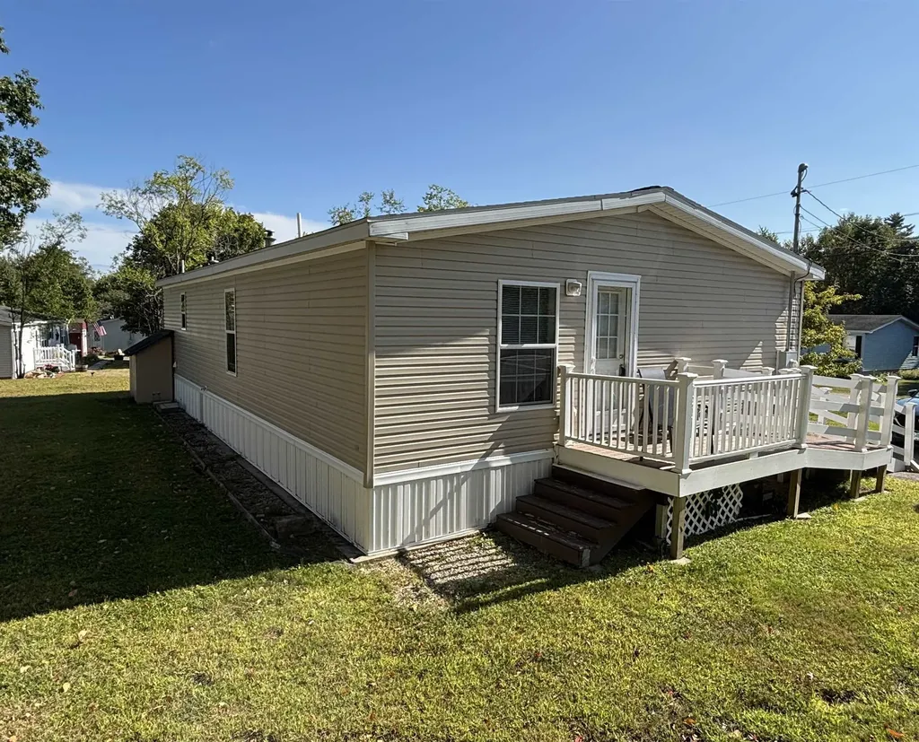 121 Pondview Road Swanzey NH 03446