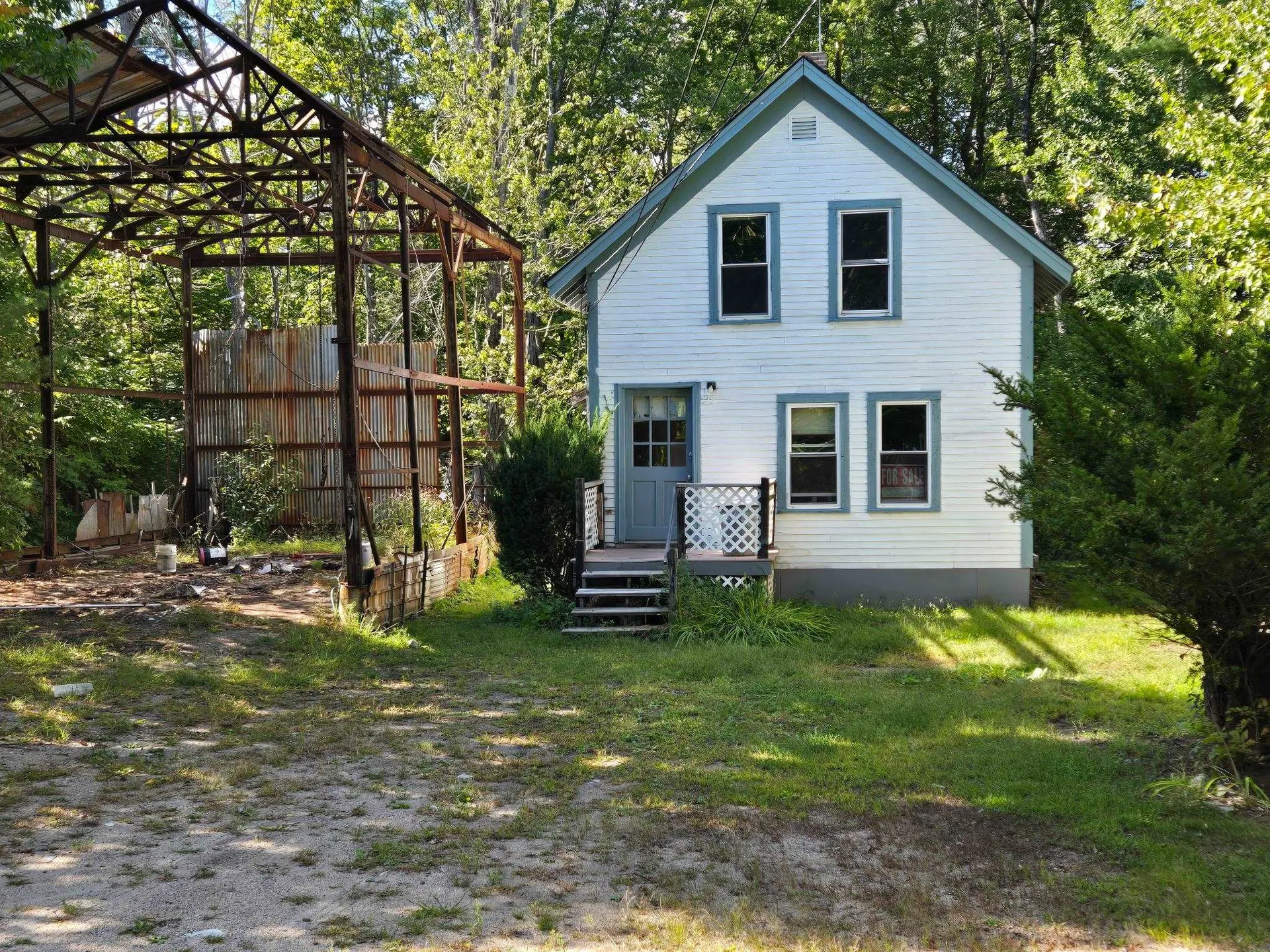 25 Huckins Street Ossipee NH 03814