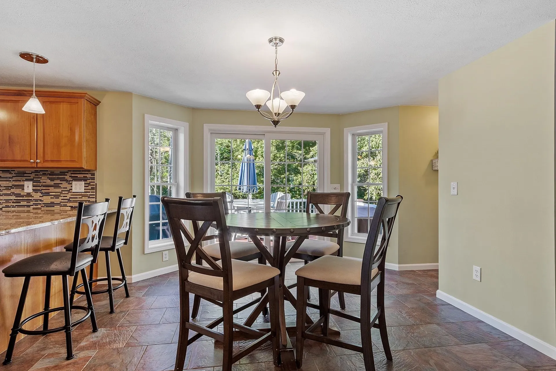 162 Tiffany Lane Manchester NH 03104