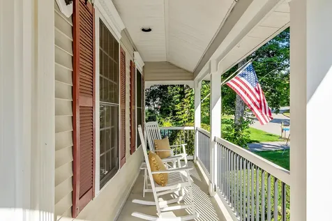 162 Tiffany Lane Manchester NH 03104