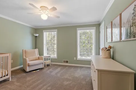 162 Tiffany Lane Manchester NH 03104