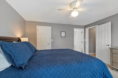 162 Tiffany Lane Manchester NH 03104