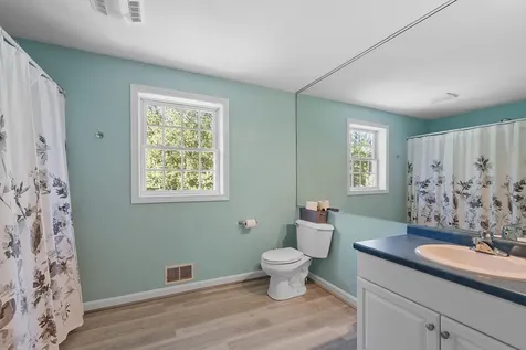 162 Tiffany Lane Manchester NH 03104