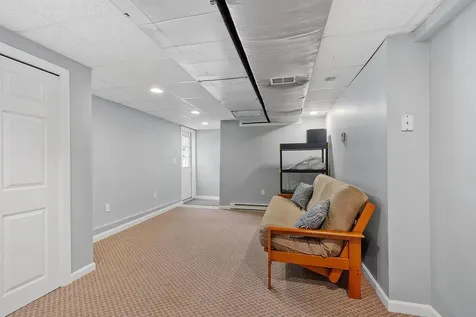 162 Tiffany Lane Manchester NH 03104