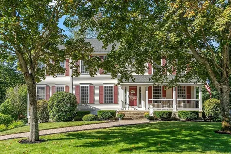 162 Tiffany Lane Manchester NH 03104