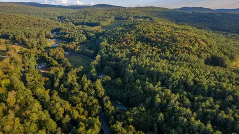 1041 Stage Road Plainfield NH 03781