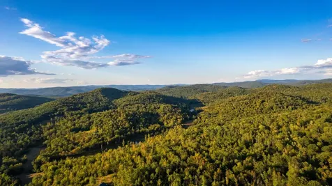 1041 Stage Road Plainfield NH 03781