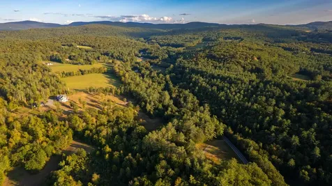 1041 Stage Road Plainfield NH 03781