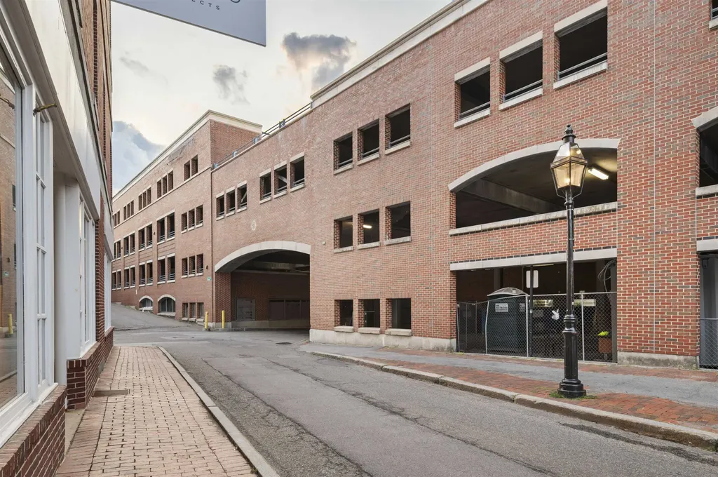 20 Ladd Street Portsmouth NH 03801