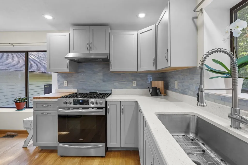 79 Crestwood Drive Danville NH 03819