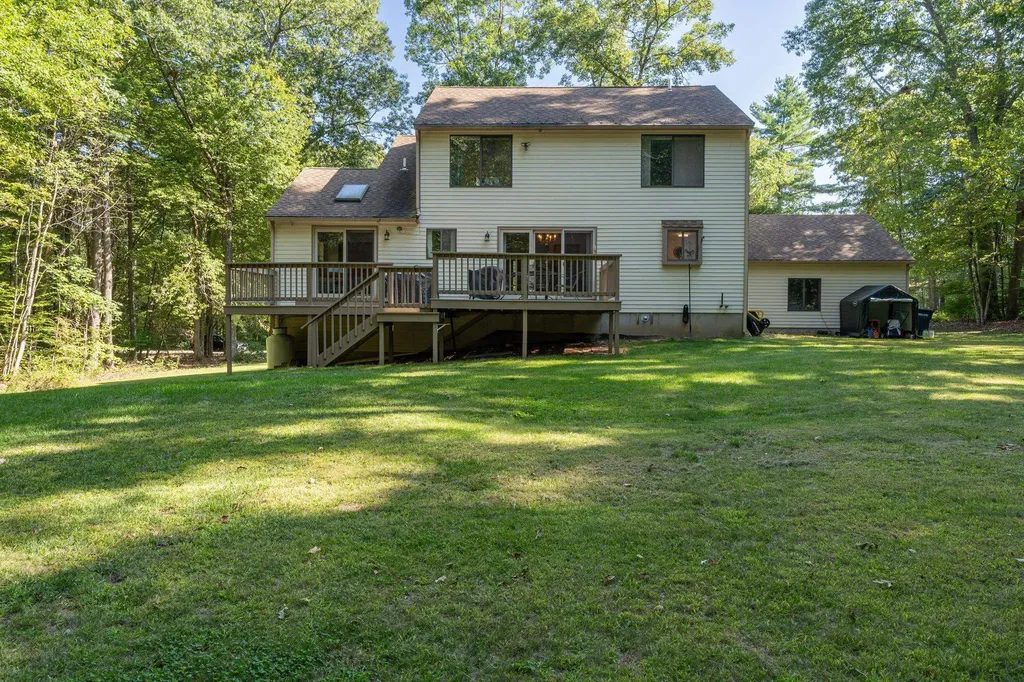 79 Crestwood Drive Danville NH 03819