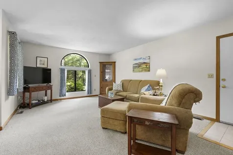 79 Crestwood Drive Danville NH 03819