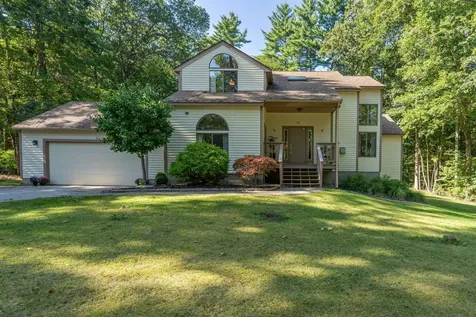 79 Crestwood Drive Danville NH 03819