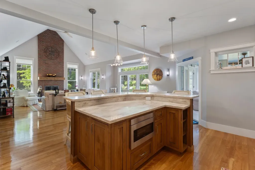 34 Star Fish Circle Rye NH 03870