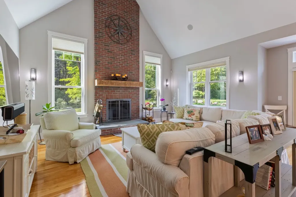 34 Star Fish Circle Rye NH 03870