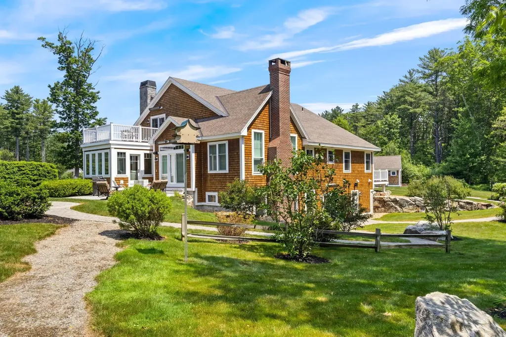 34 Star Fish Circle Rye NH 03870