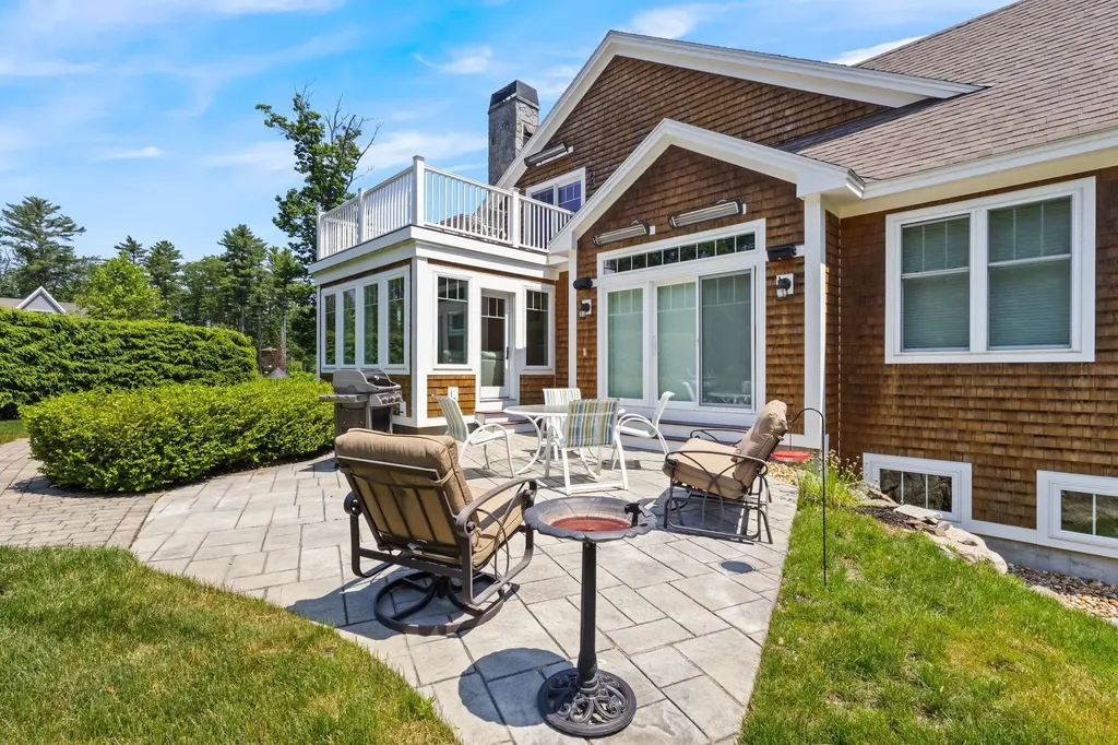 34 Star Fish Circle Rye NH 03870