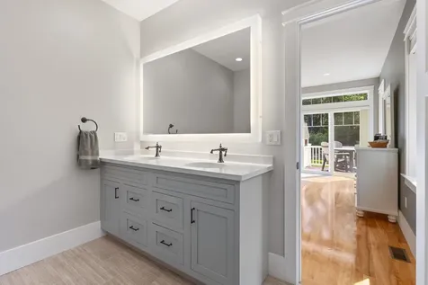 34 Star Fish Circle Rye NH 03870