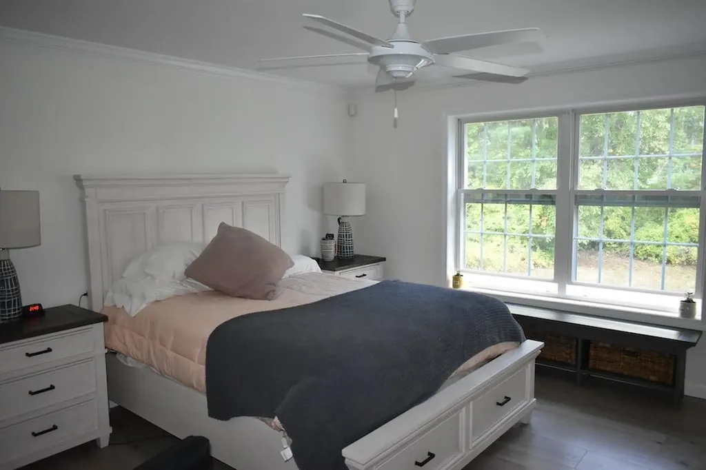 27 Amanda Drive Hudson NH 03051