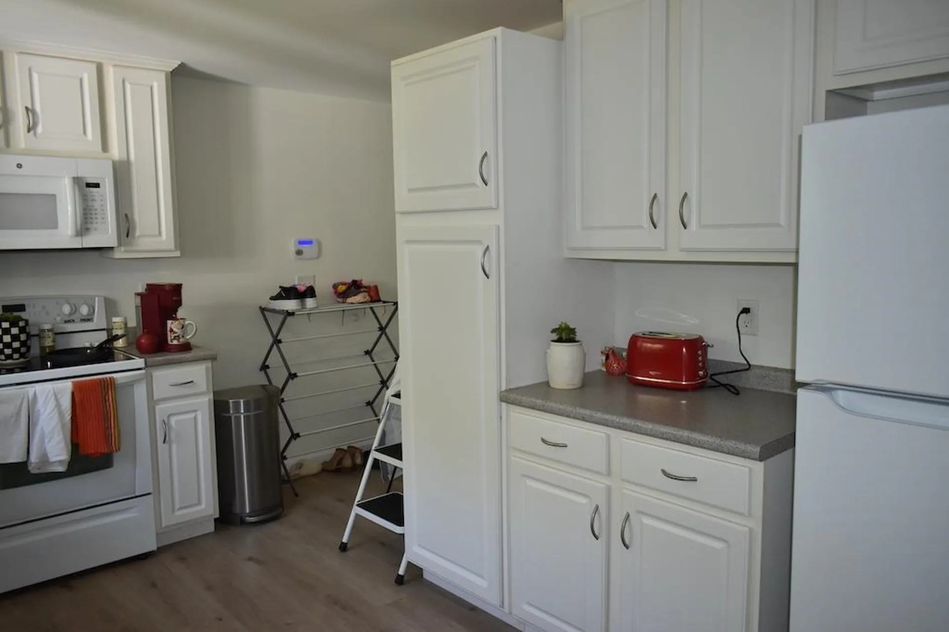 27 Amanda Drive Hudson NH 03051
