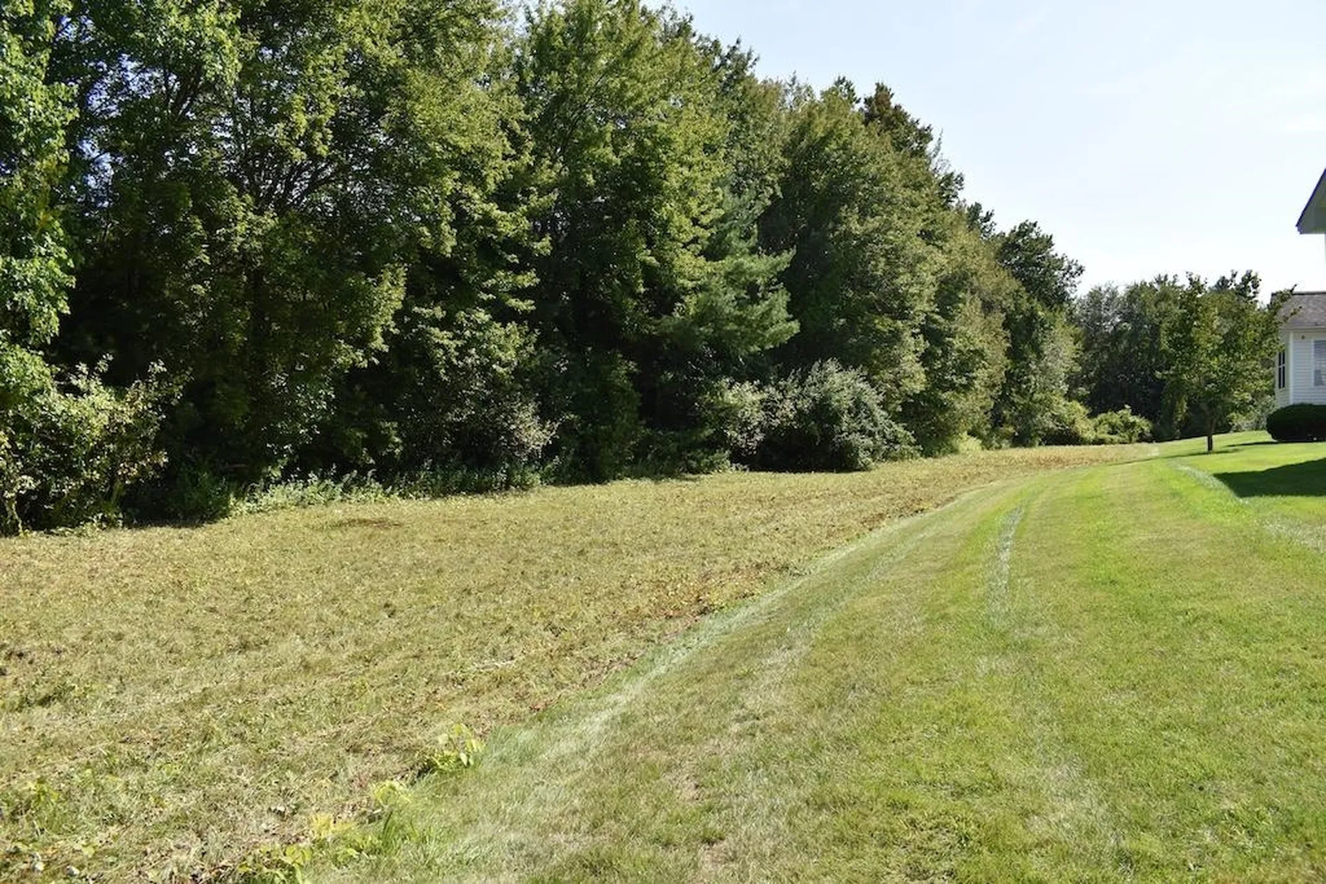 27 Amanda Drive Hudson NH 03051