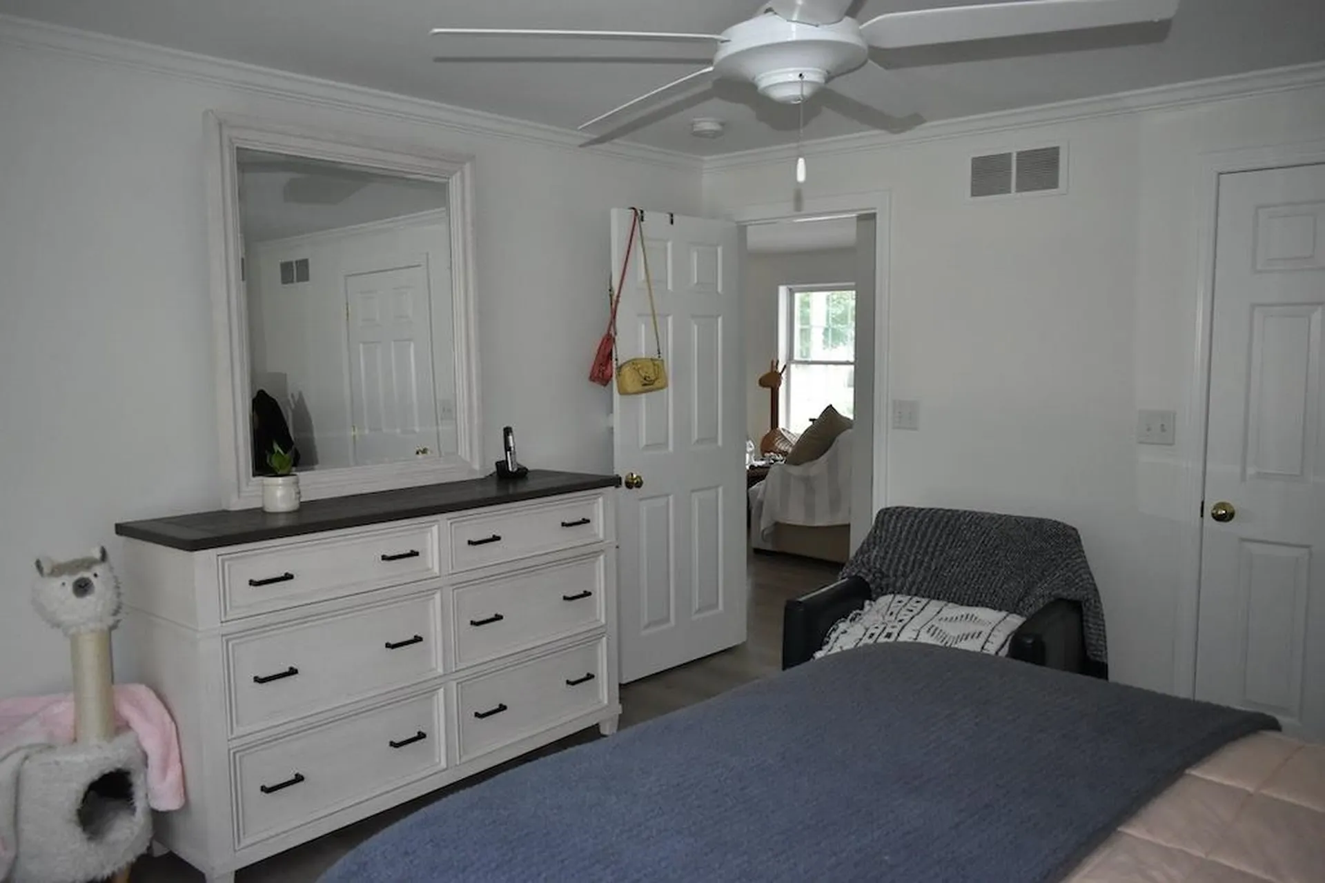 27 Amanda Drive Hudson NH 03051