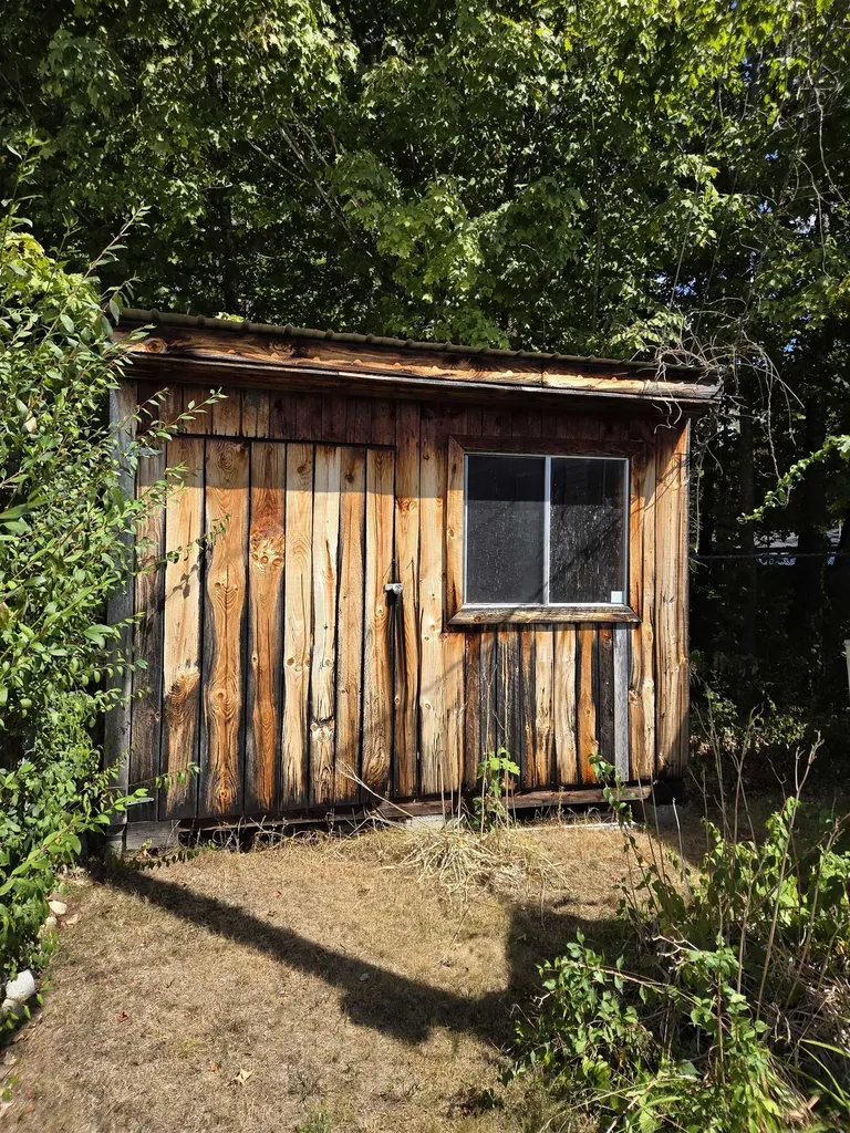 15 Mayhew Road Campton NH 03223