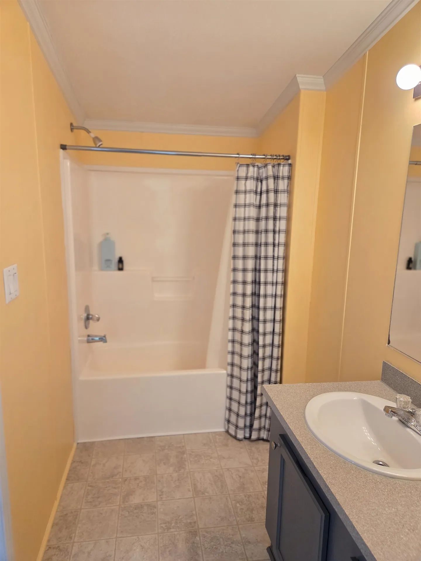 15 Mayhew Road Campton NH 03223