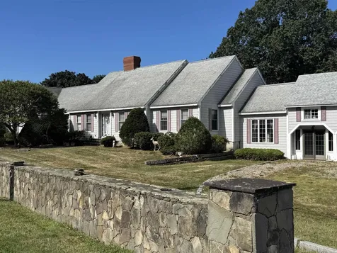 24 Locke Road Hampton NH 03842