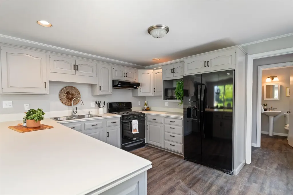 2 Crescent Road Burlington VT 05401-4116