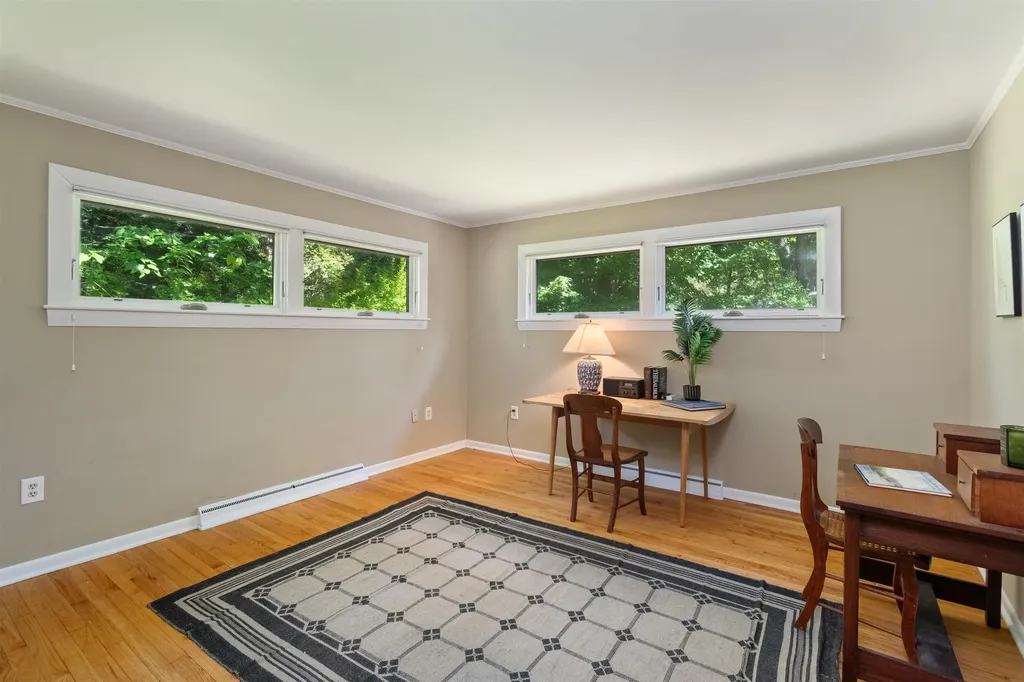 2 Crescent Road Burlington VT 05401-4116