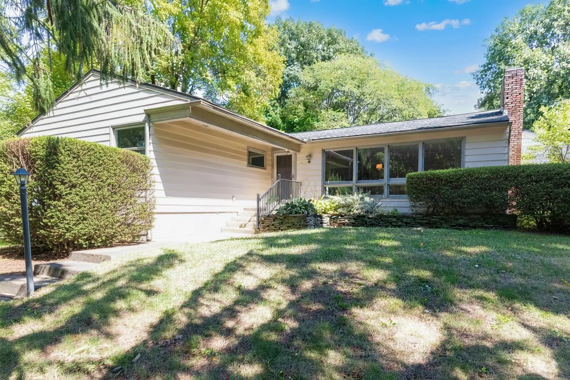 2 Crescent Road Burlington VT 05401-4116