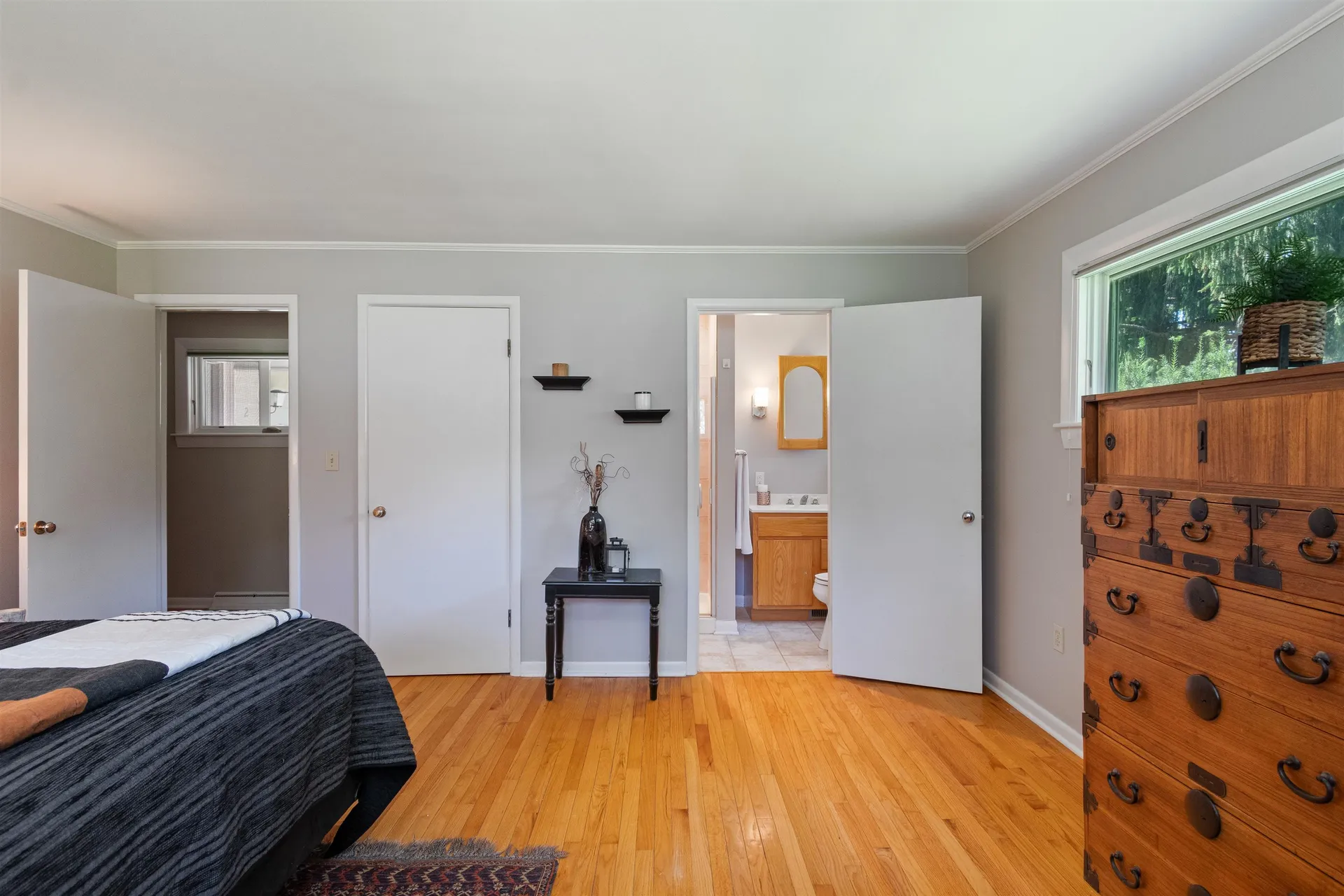 2 Crescent Road Burlington VT 05401-4116