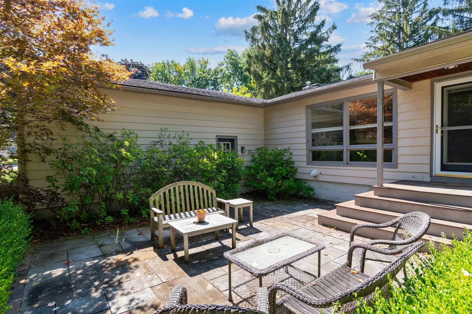 2 Crescent Road Burlington VT 05401-4116