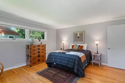2 Crescent Road Burlington VT 05401-4116