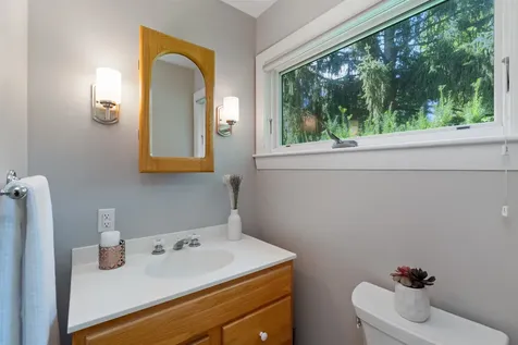 2 Crescent Road Burlington VT 05401-4116