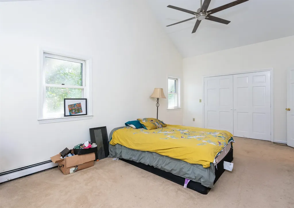 18 Lund Drive Hudson NH 03051