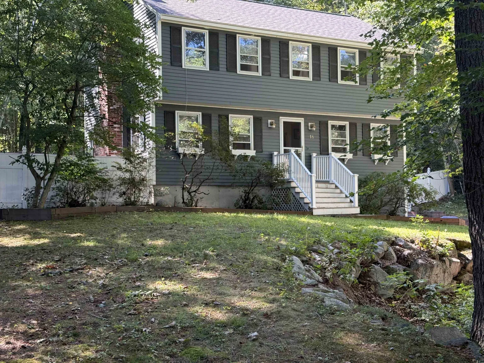 18 Lund Drive Hudson NH 03051