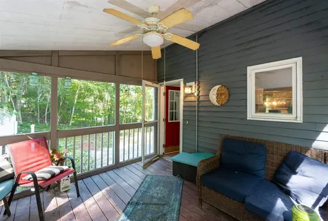 18 Lund Drive Hudson NH 03051