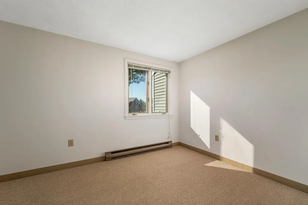 18 Circle Drive Ashland NH 03217